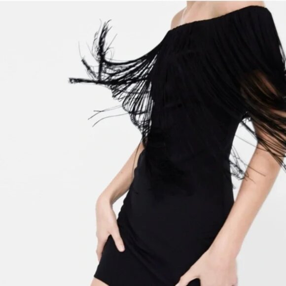 ✰ Black Fringed Zara Mini Dress - Off the Shoulder with Festival-Ready Style ✰ - Picture 3 of 15